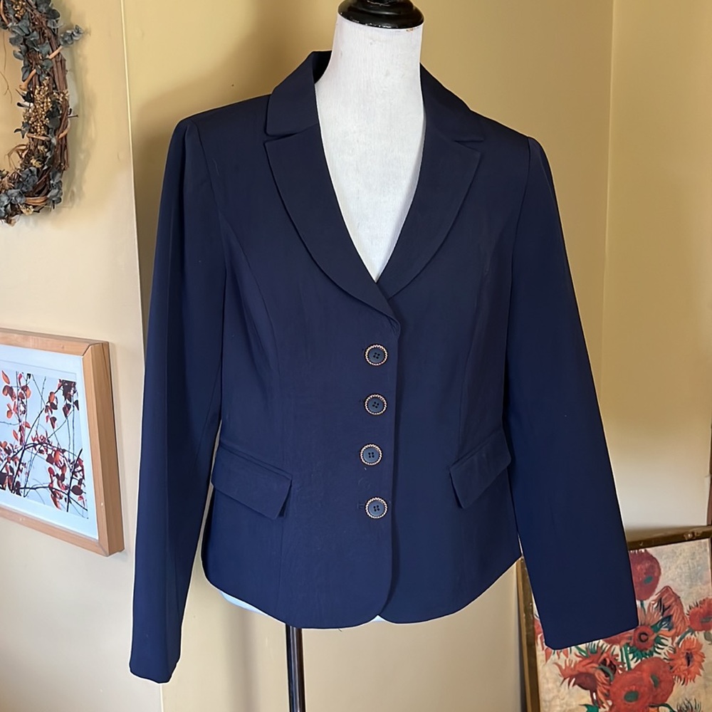 ATELIER Size 12 Navy Blue Stretch Blazer Lined
4 Gold Trimmed Buttons Career